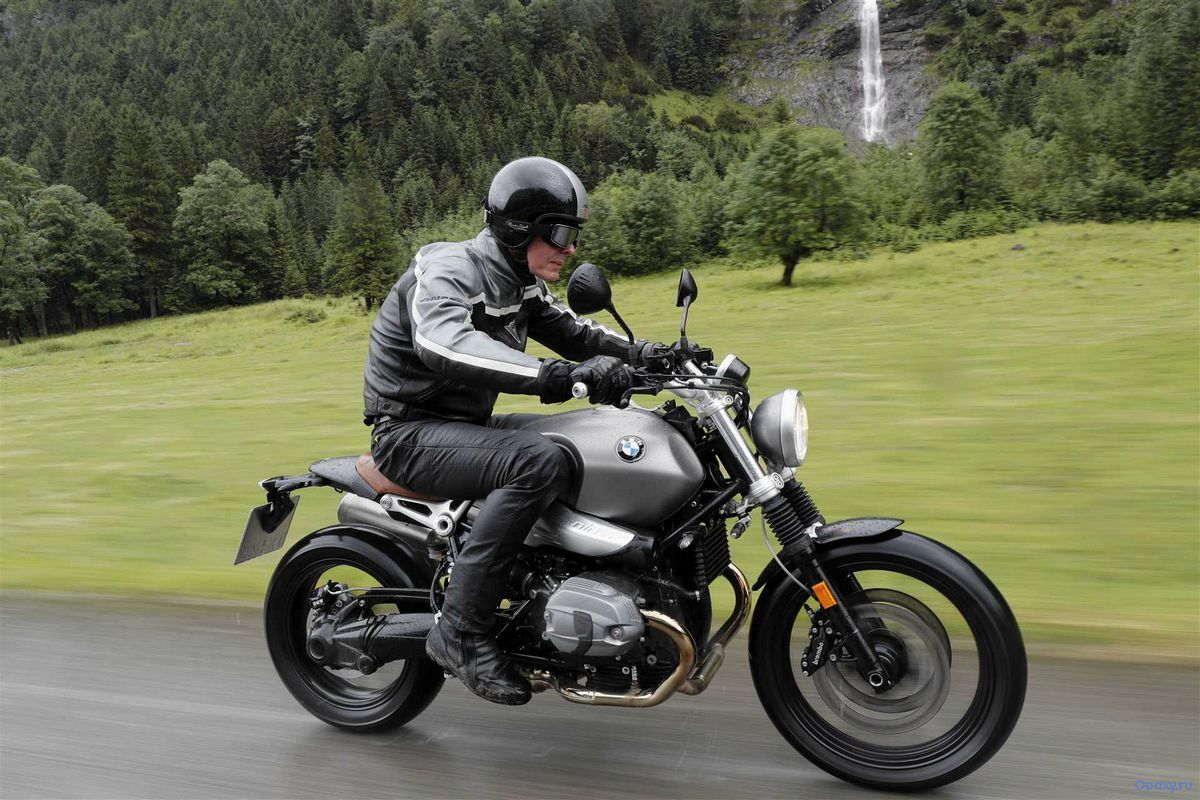 BMW R nineT Scrambler 2020 года обзор и особенности