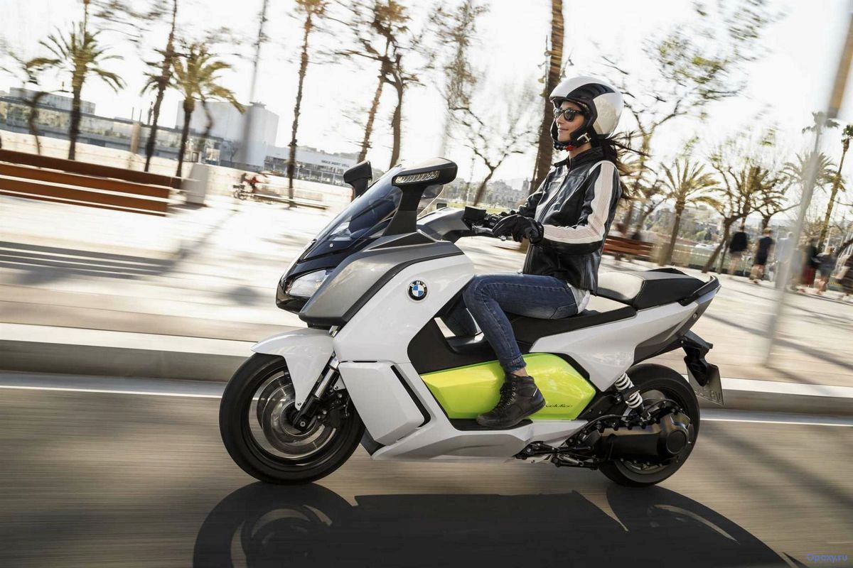 (evolution, 2014, года, революция, мире) BMW C Evolution 2014 года — революция в мире электроскутеров