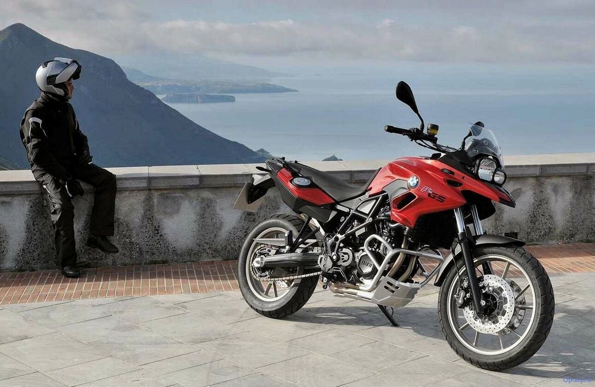 Обзор BMW F 700 GS 2013