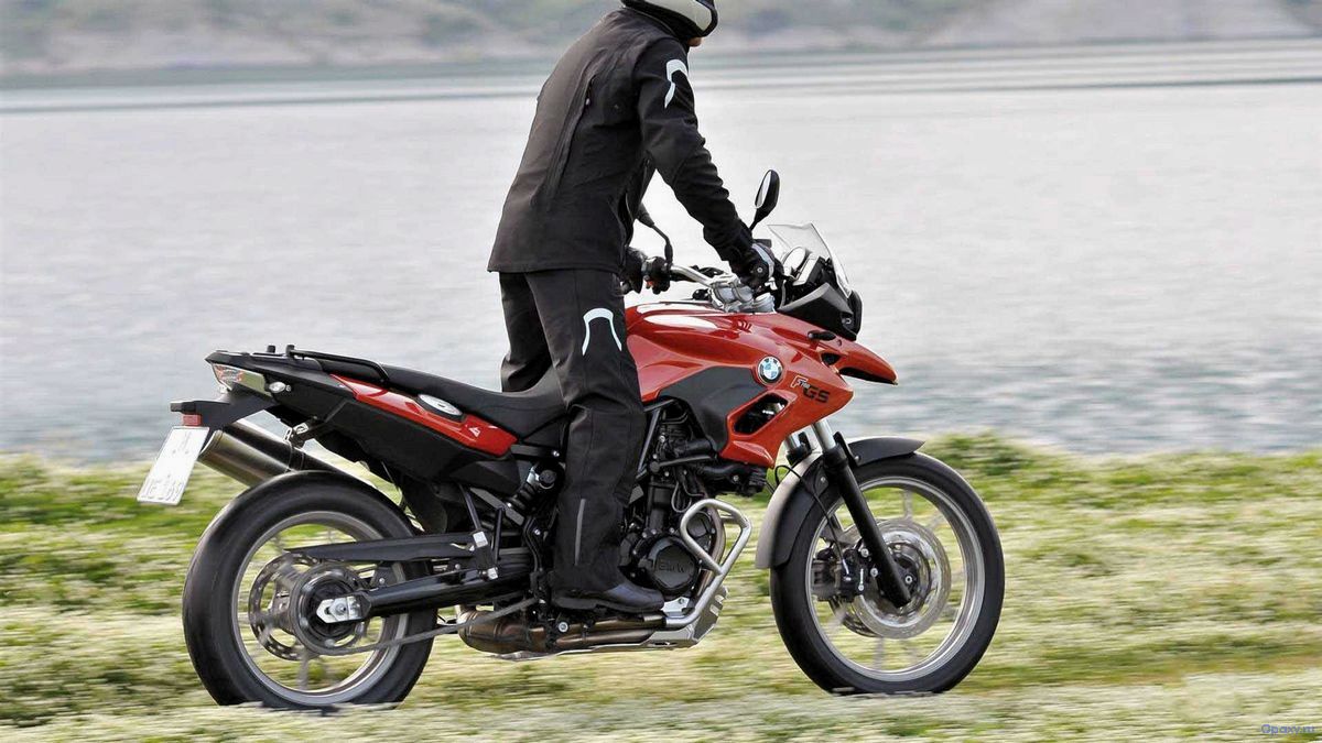 Обзор BMW F 700 GS 2013