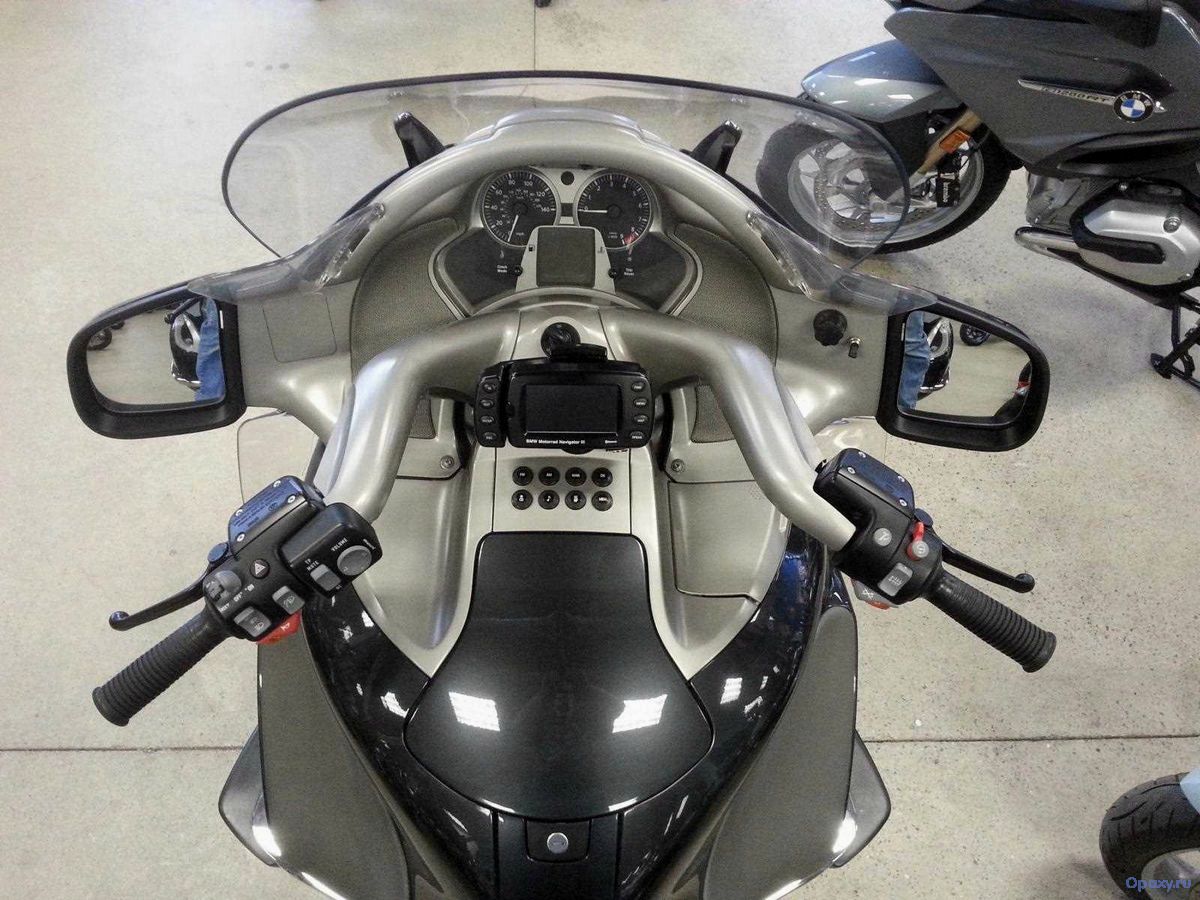 Обзор мотоцикла BMW K 1200 LT 2005 года