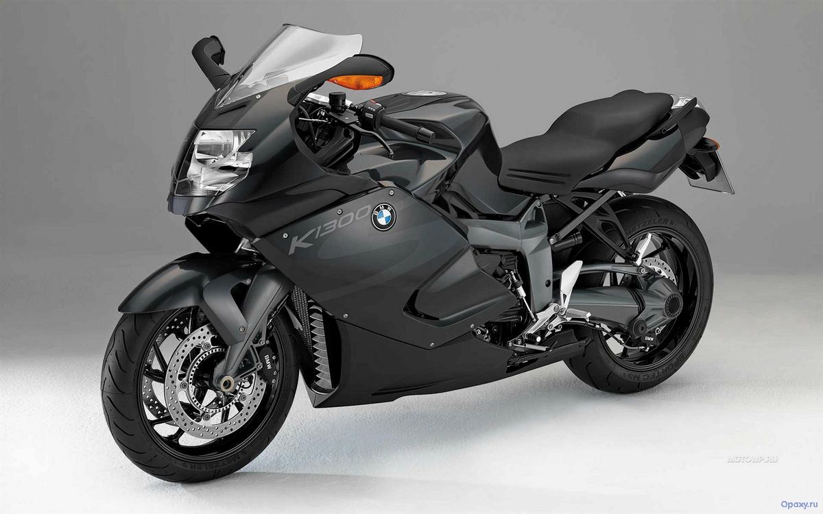 Обзор мотоцикла BMW K 1300 R 2015 года