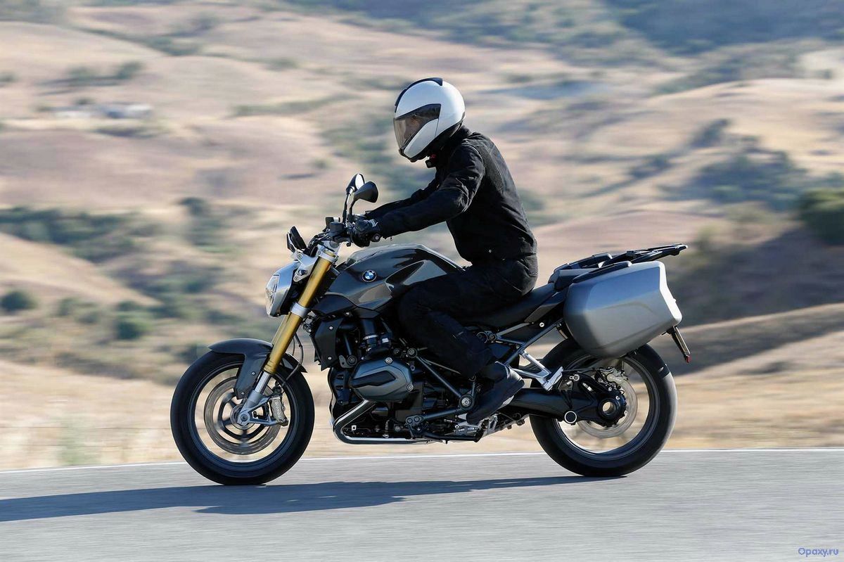 Юбилейная модель BMW R 1200 R 90 лет 2014 года