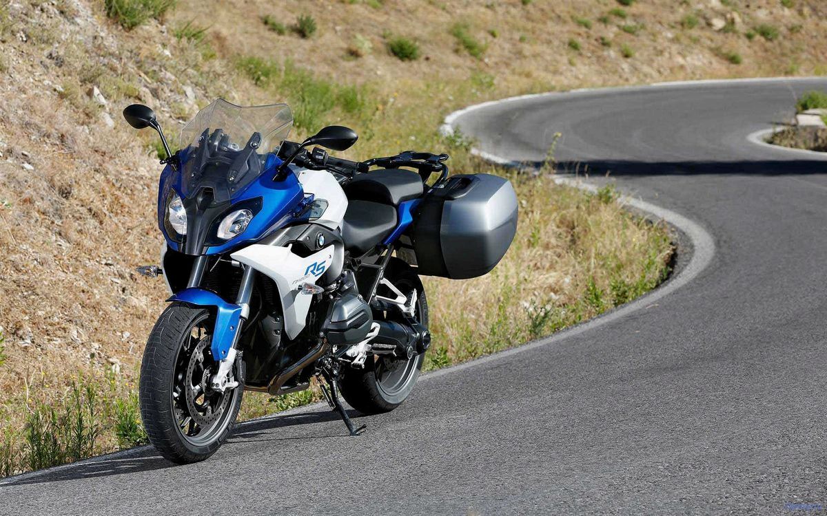 Обзор мотоцикла BMW R 1200 R Sport 2018 года