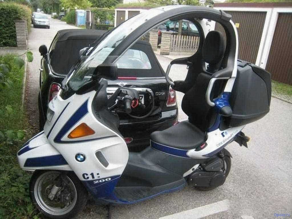 Обзор BMW C1 200 2001 года — уникальный скутер с безопасностью в приоритете