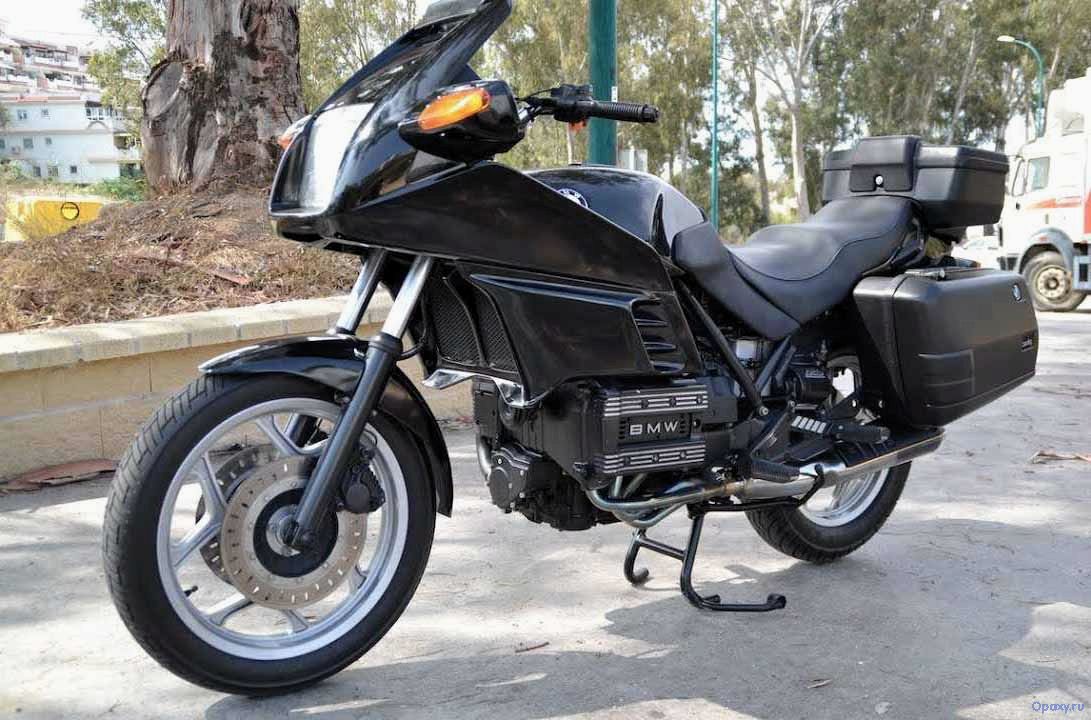 Обзор BMW K 75 RT 1996 года — характеристики и особенности