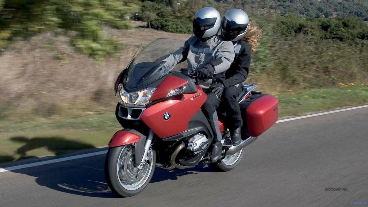 Обзор мотоцикла BMW R 1200 S 2008 года