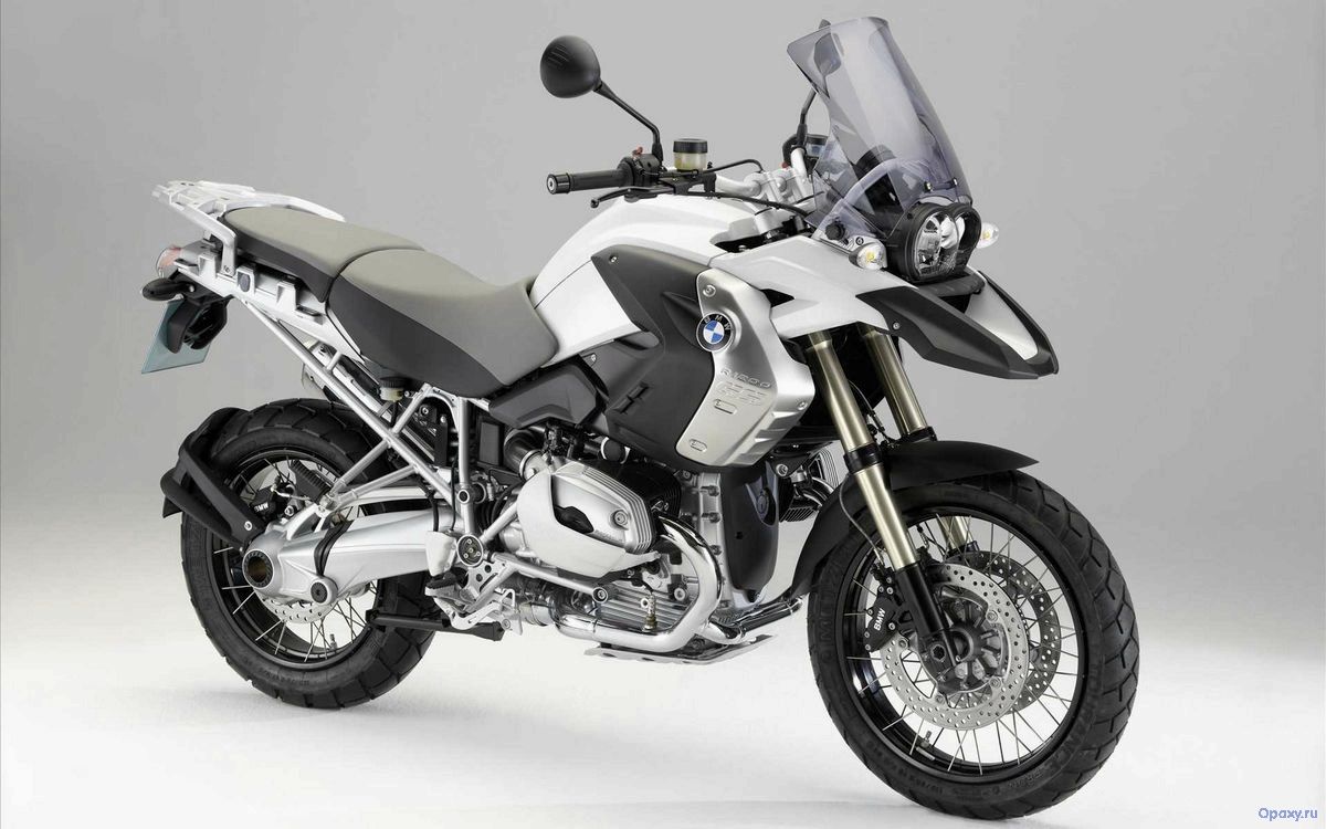 Обзор мотоцикла BMW R 1200 S 2009 года