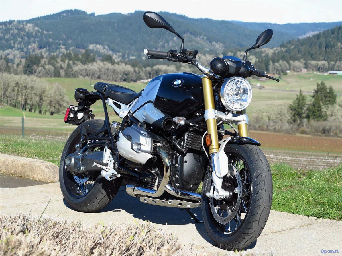 Обзор мотоцикла BMW R nineT 2015 года