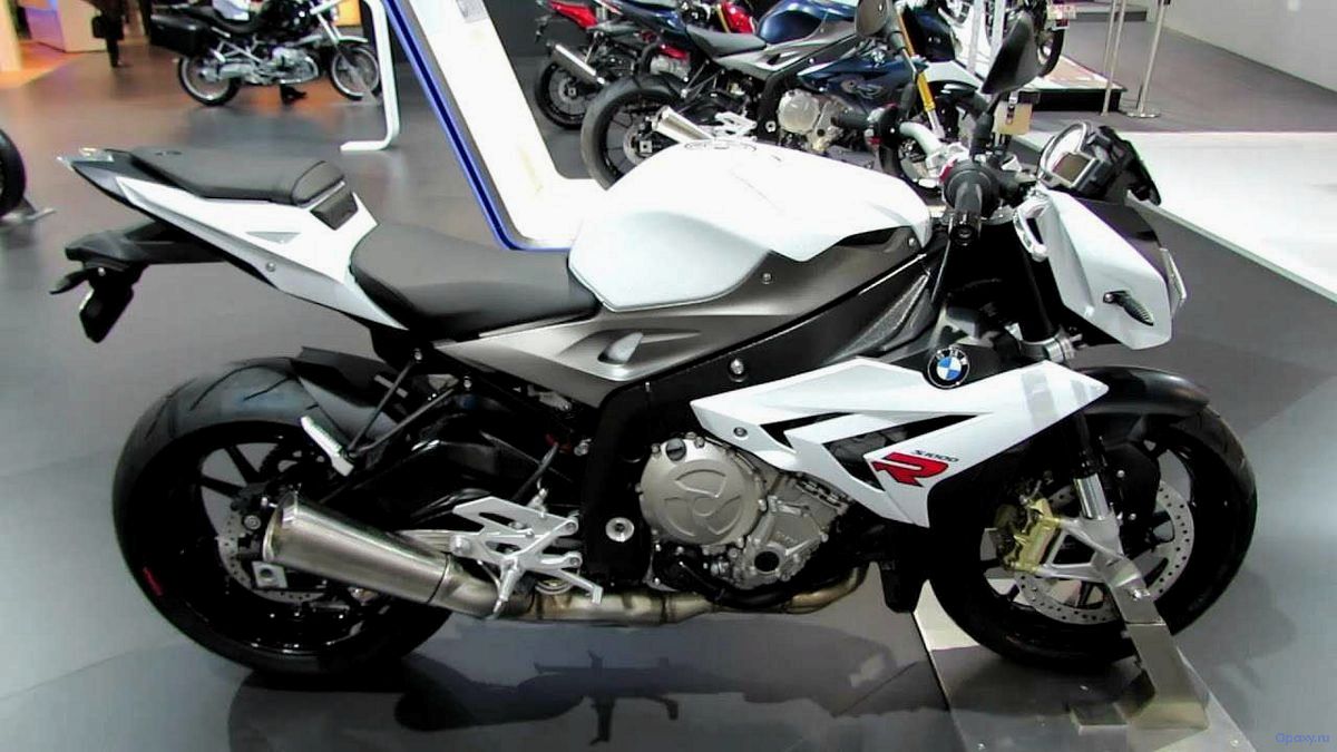 Обзор BMW S 1000 R Sport 2014 года