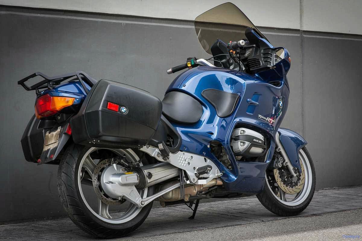 Обзор мотоцикла BMW R 1100 RT 1998 года