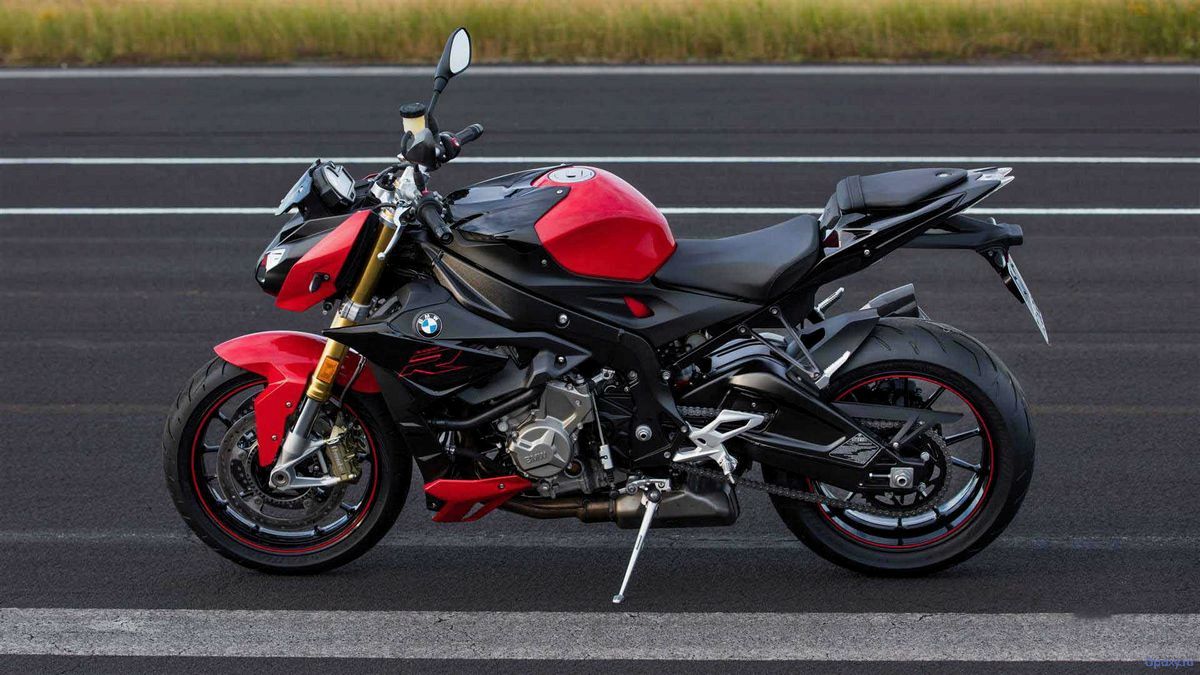 Обзор мотоцикла BMW S 1000 R 2014 года